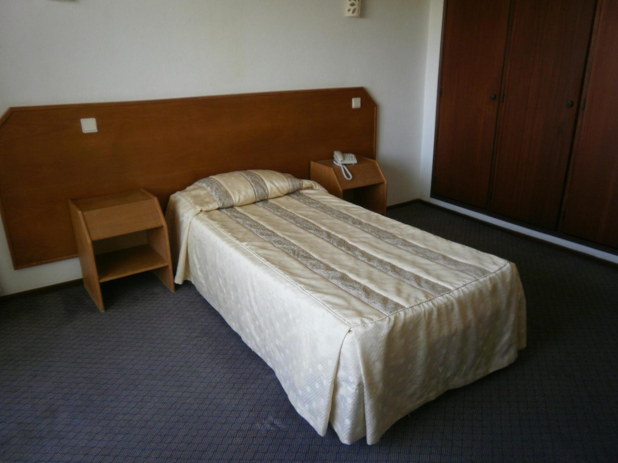 Albergaria Dom Manuel Hotel Porches  Room photo